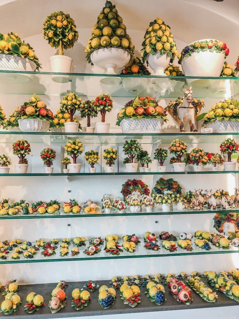 Positano Or Amalfi: Where To Stay & Which Is Better? 29 Ceramics in Positano