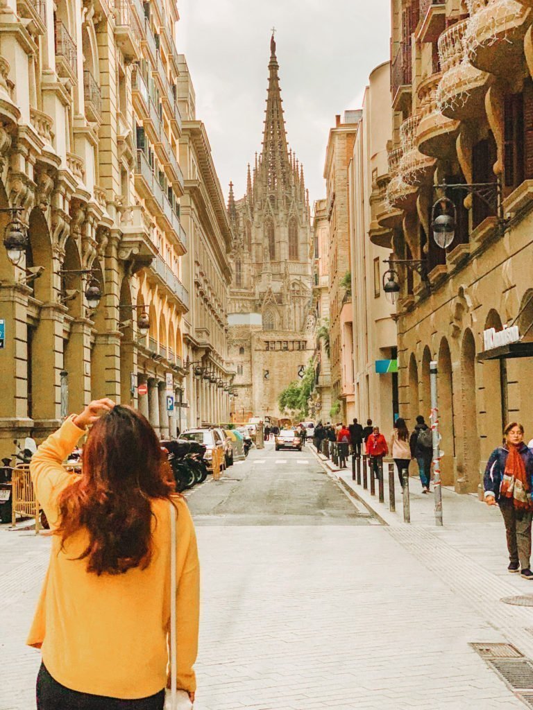 20 Best European Summer Destinations To Visit This Year 17 Barcelona gothic quarter streets