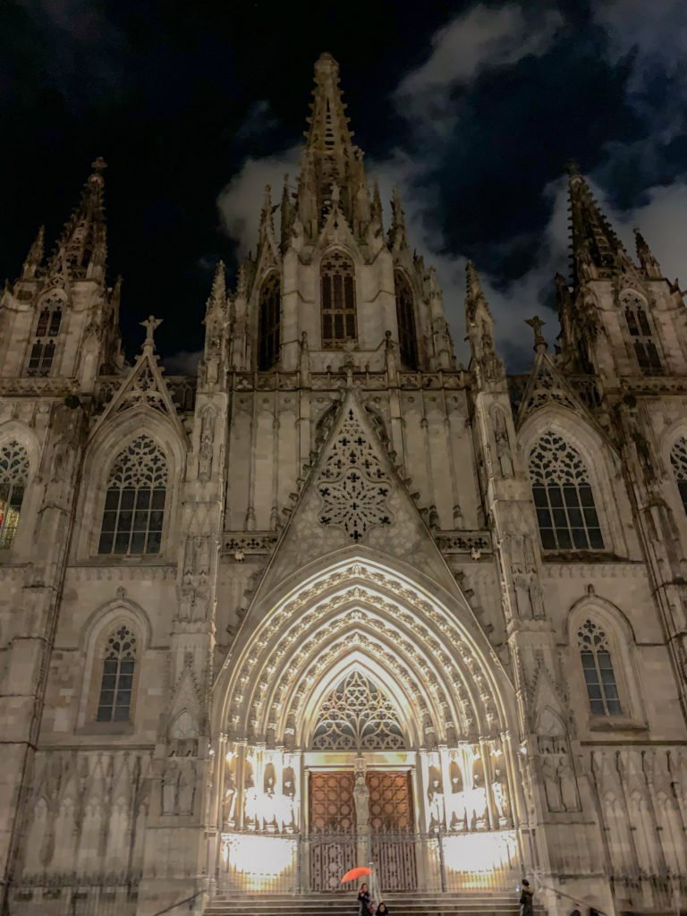3 Days in Barcelona: The Perfect Itinerary for First-Time Visitors 22 Cathedral de Barcelona